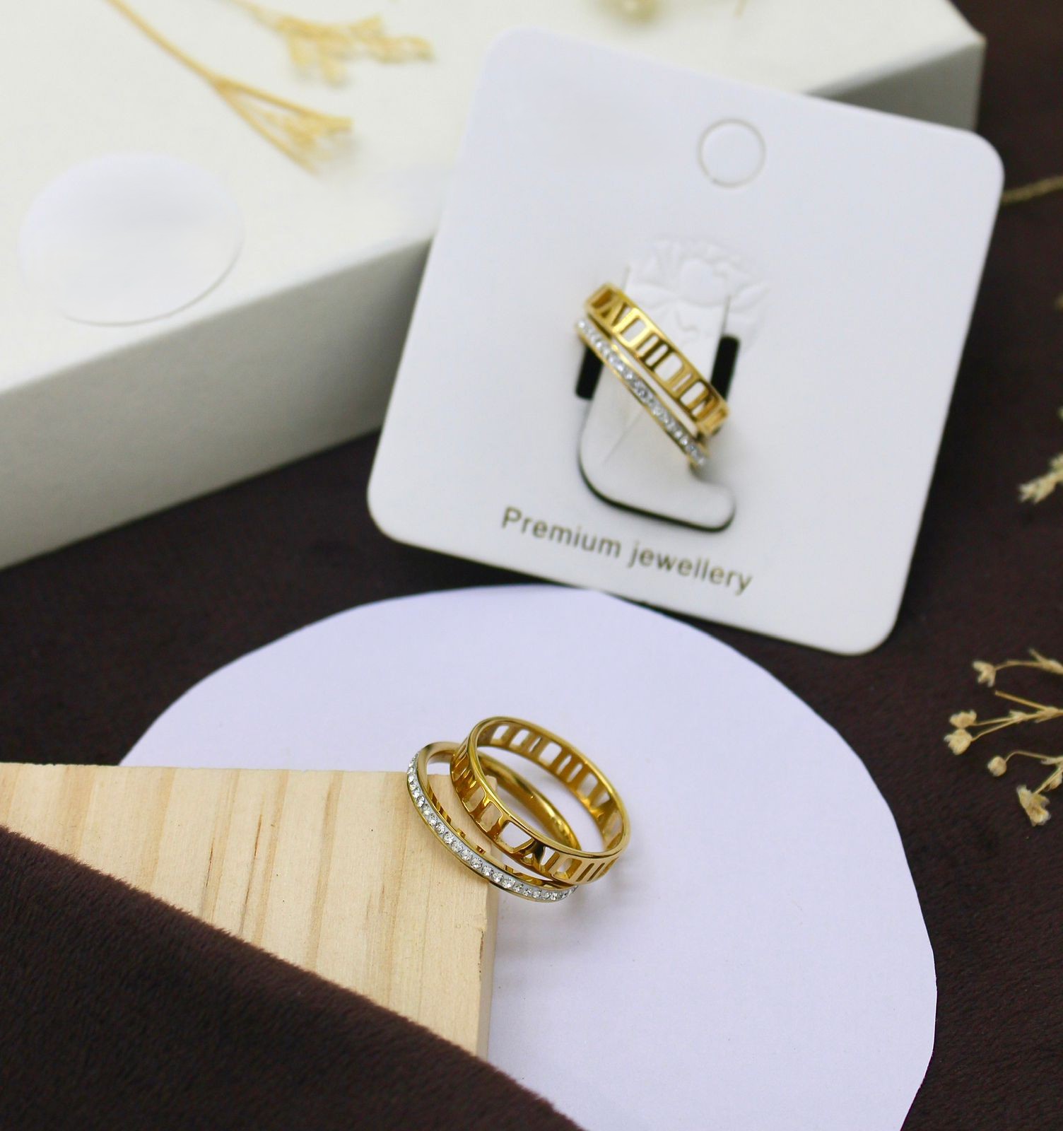 Gold CZ & Hollow Banded Ring Set – Dual Design